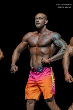 MEN'S PHYSIQUE +179